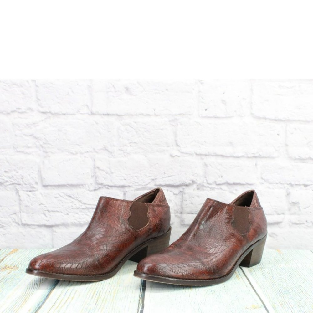 Wolverine Brown Leather Slip On Almond Toe Chelsea Ankle Boots Size 11 - Picture 2 of 9